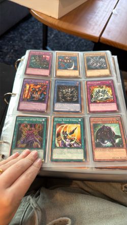 900+ Yu-Gi-Oh cards Binder