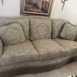 Couch & Chair