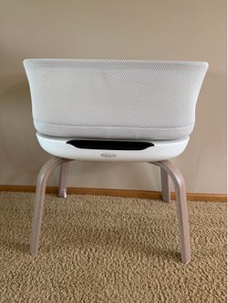Graco SmartSense Soothing Bassinet w/ Original Box – Excellent Condition