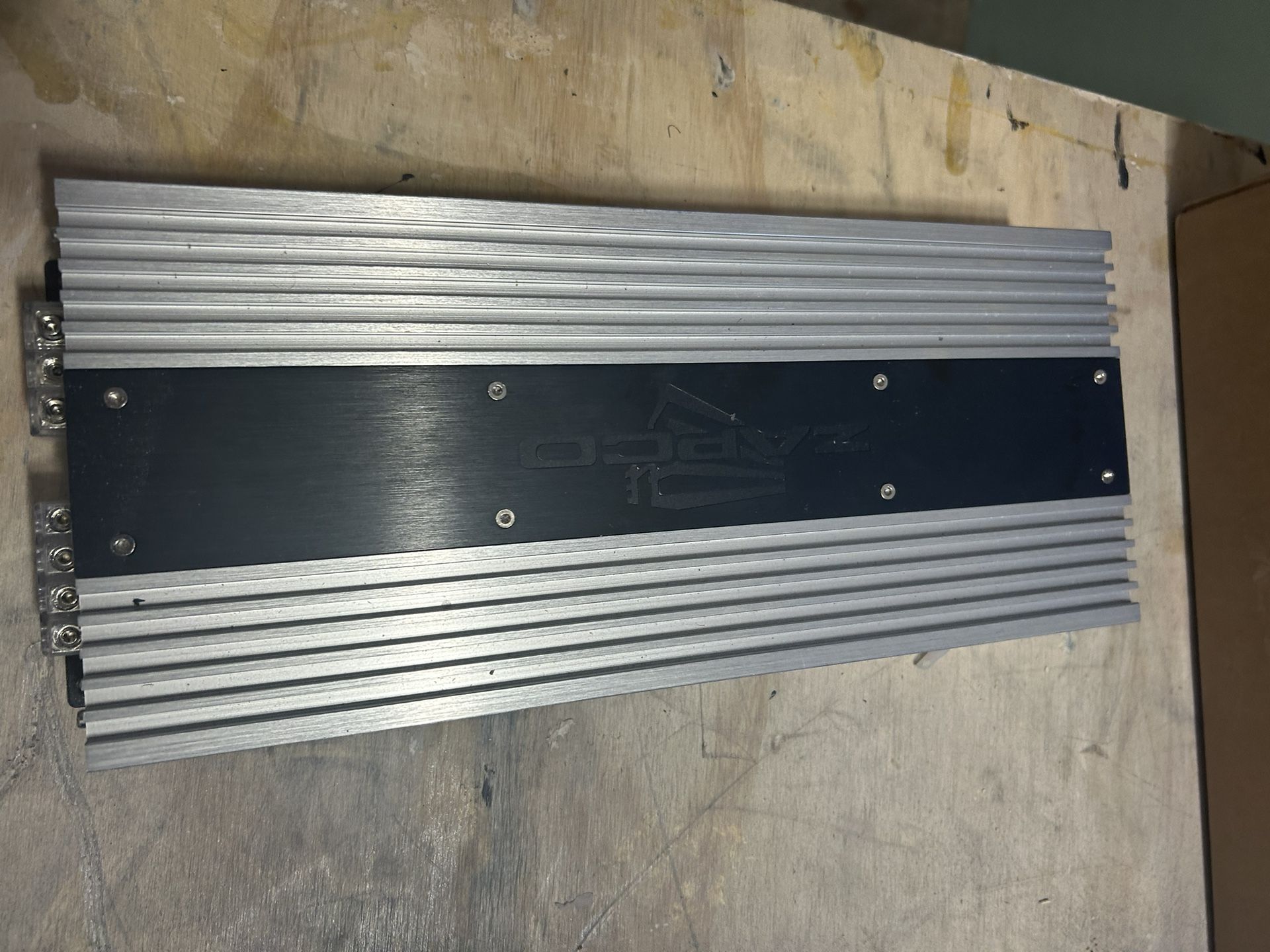 Zapco Amplifier