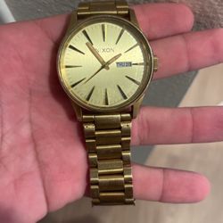 Nixon Watch 