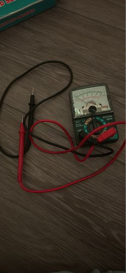 Extech 38070 Analog Multimeter with Test Leads