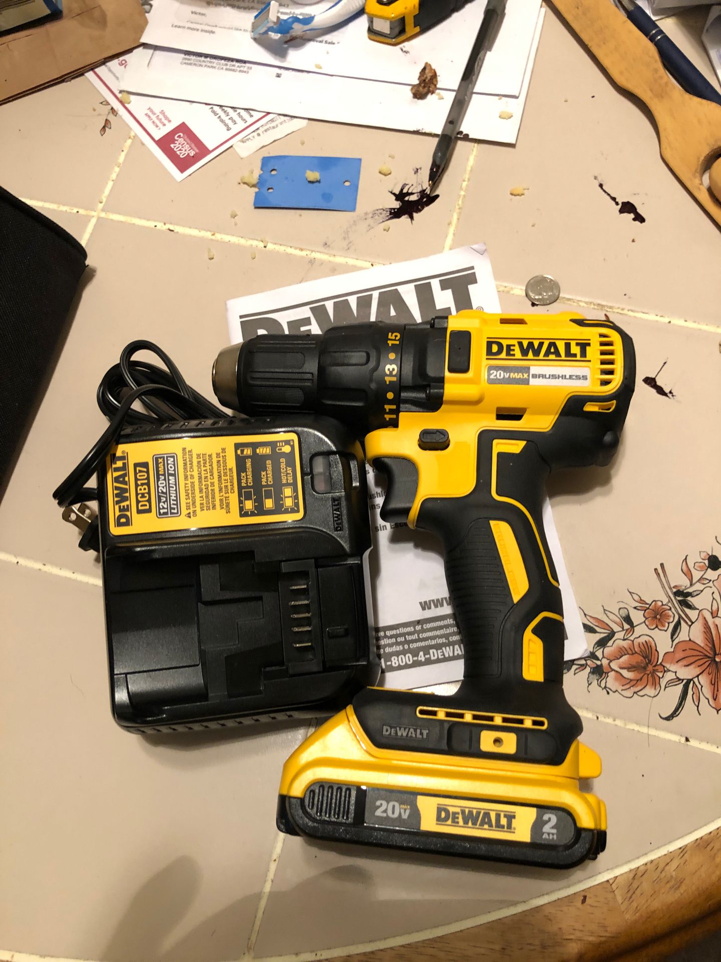 Drill Dewalt. Atomic. Whit. One. Battery. 2ah. And. Charger. Brand. New.