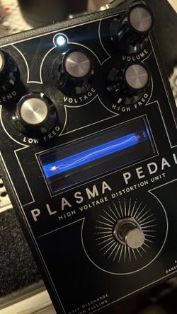 Gamechanger plasma pedal guitar
