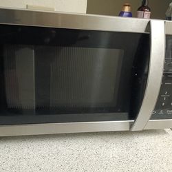 Sharp Carousel Microwave