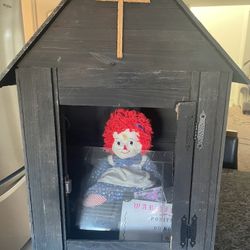 The Conjuring Doll House 