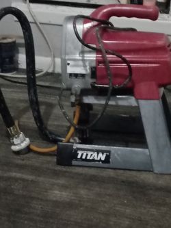 Sprayer esprayadora.