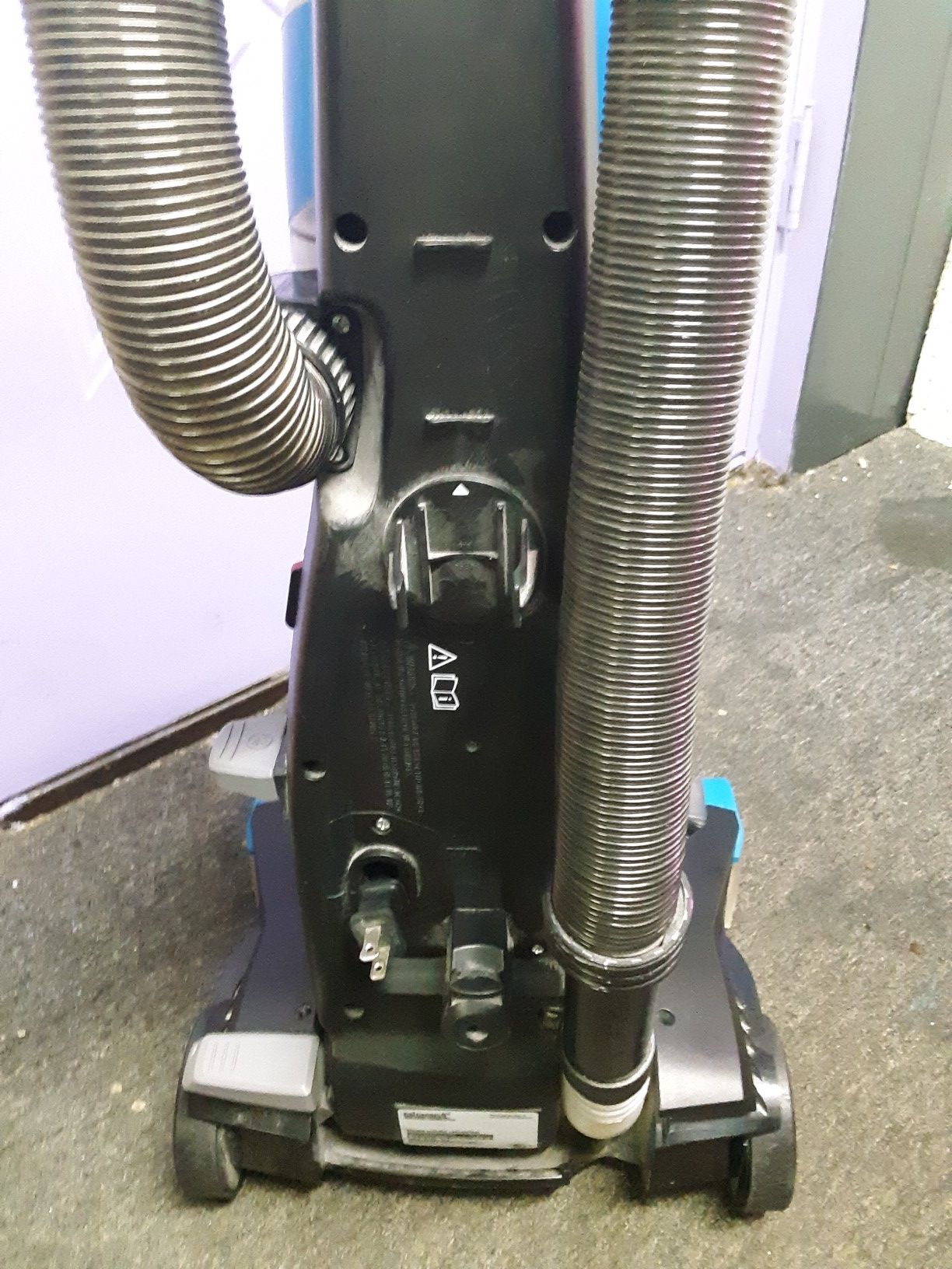 Bissell PowerLifter Rewind Upright Vacuum 1413 for Sale in Largo, FL