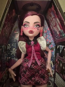 Monster High Draculaura Buried Secrets