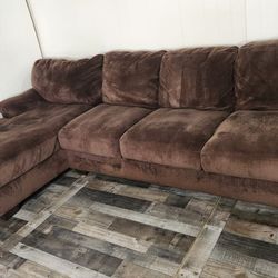 Brown Modern Sectional with Chaise Comfy and Clean