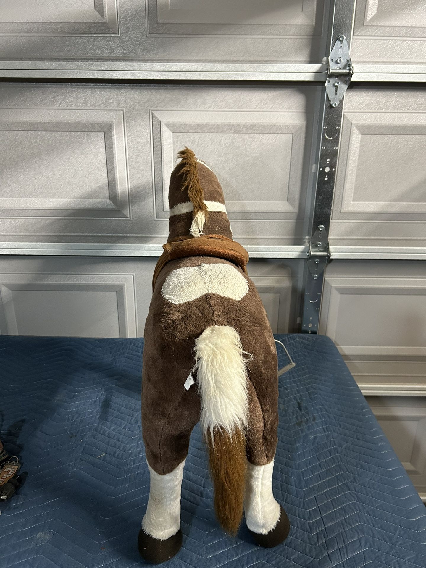 Horses make noises that get real horse