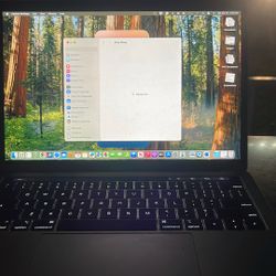 MacBook