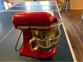 Kitchen aide mixer and attachments
