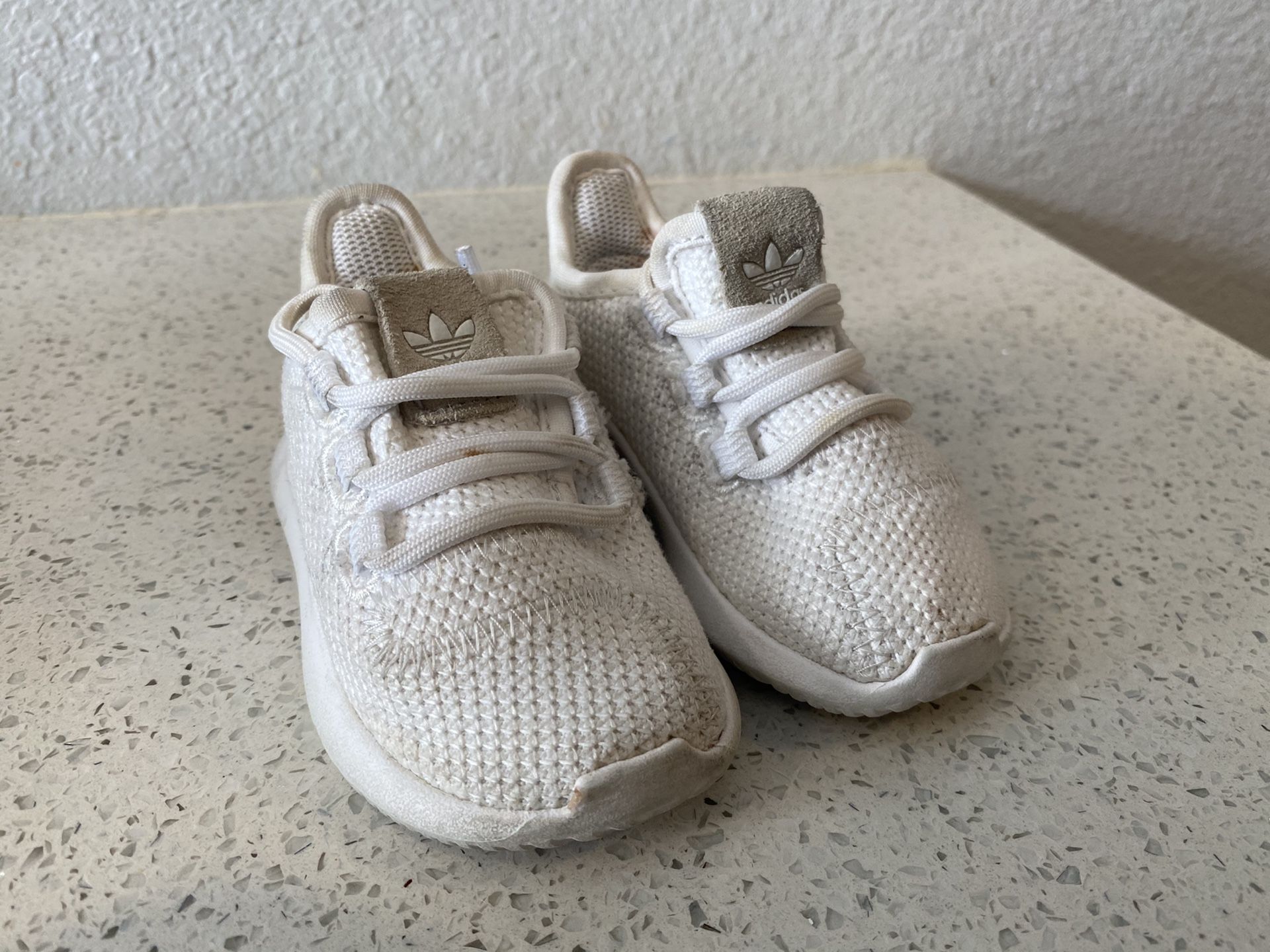 Adidas Tubular Shadow size 4K