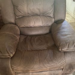 Like New Recliner chairs Thumbnail