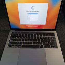 MacBook Pro w/Touchbar 2017