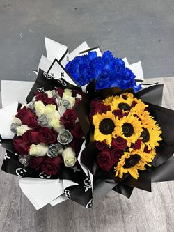 Ramos De Rosas Y Ramos De Girasoles 