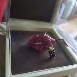 Betsy Johnson Rhinestone Lips & Lipstick  Adjustable Ring