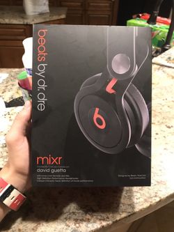 Beats Mixr