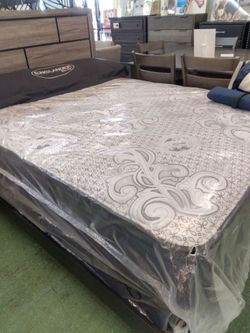 💥 Chiropractic Approved Queen Mattress and Boxspring Set