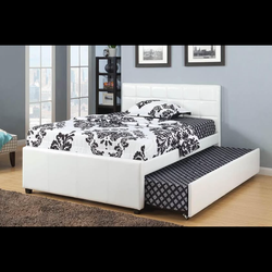 Full /twin with full mattress and twin