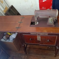 Vintage Sewing Machine With Cabinet 