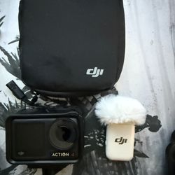 DJI Action 4 w/ Microphone