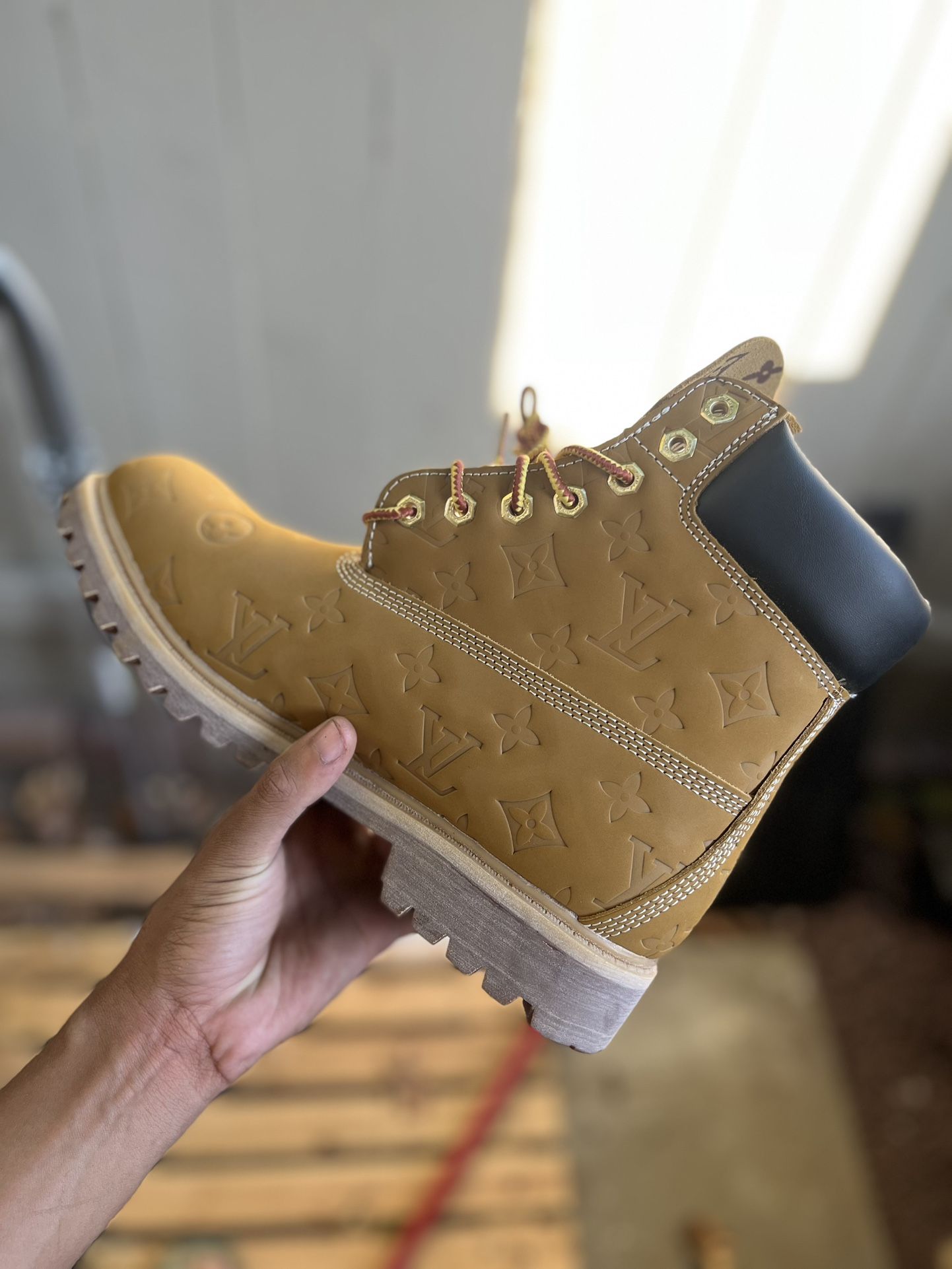 Lv Timberlands 