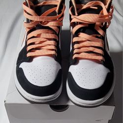 Jordan 1 Mid 