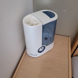 Vicks Humidifier 