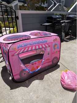 Kid's Ice Cream Truck Pop-Up Play Tent with Carrying bah