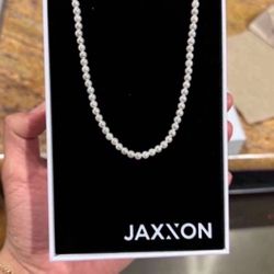 Jaxxon Pearl Necklace 