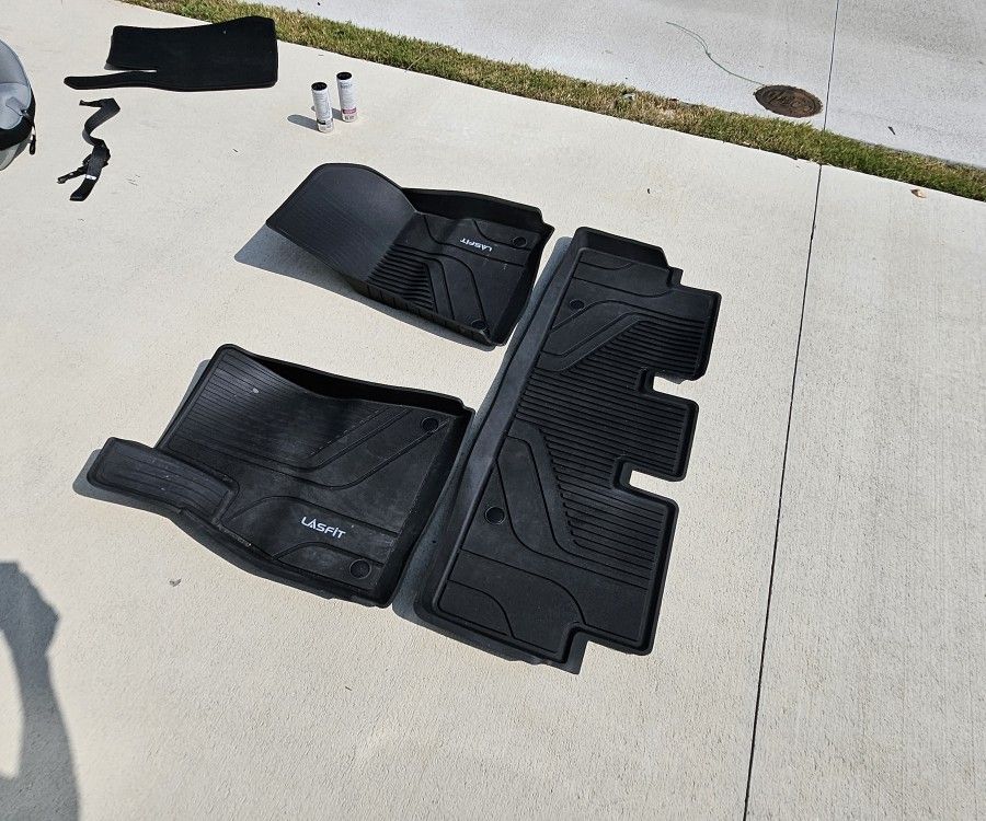 For Sale: Tesla Model 3 All Weather Floor Mats
