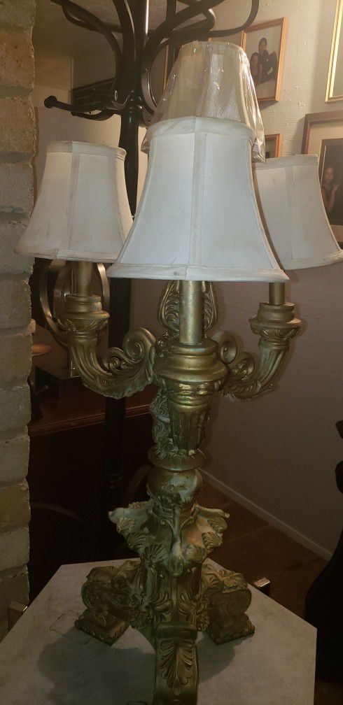 ANTIQUE CANDELABRA LAMP