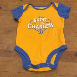 UCLA Bruin Infant Onesie / 3 Months 