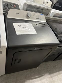Maytag Electric Dryer 7.0 Cu Ft!