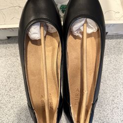 Naturalizer Women's Flexy Ballet Flat, black, size 8