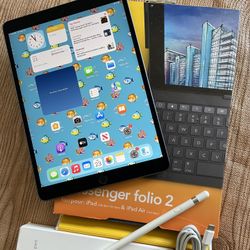 Apple iPad Air 3rd Generation (10.5” screen) 64GB With zagg Keyboard and Pencil 