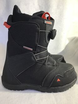 Size 7 (Junior) Boa Burton Snowboard Boots