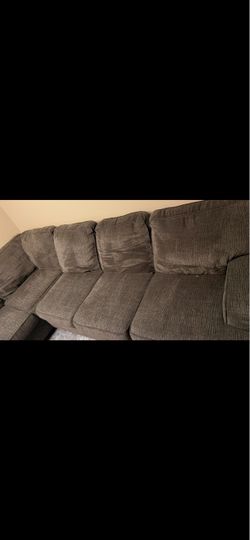 Free Large Gray Sectional - No delivery