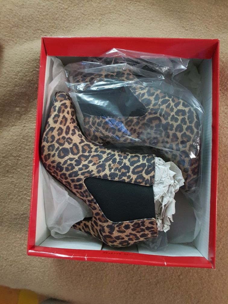 Brand new boot,