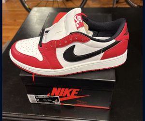 Nike Jordan 1 Low Chicago Men’s 9