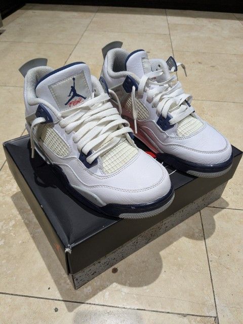 Nike Jordan 4 Retro, Size 6.5