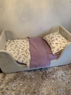 Toddler BEDDING - 2 sets