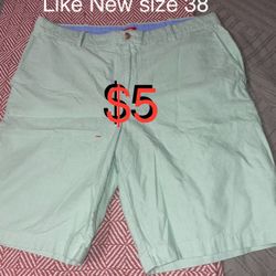 $5 Man Golf’s Shorts 🩳 size 38 like new