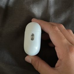 airpods pro 2  (case only)