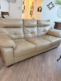 FREE Sofa
