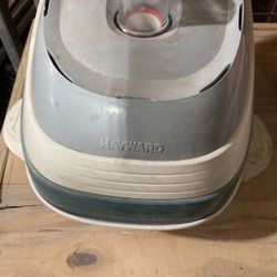 Hayward Suction Swimming Pool Cleaner