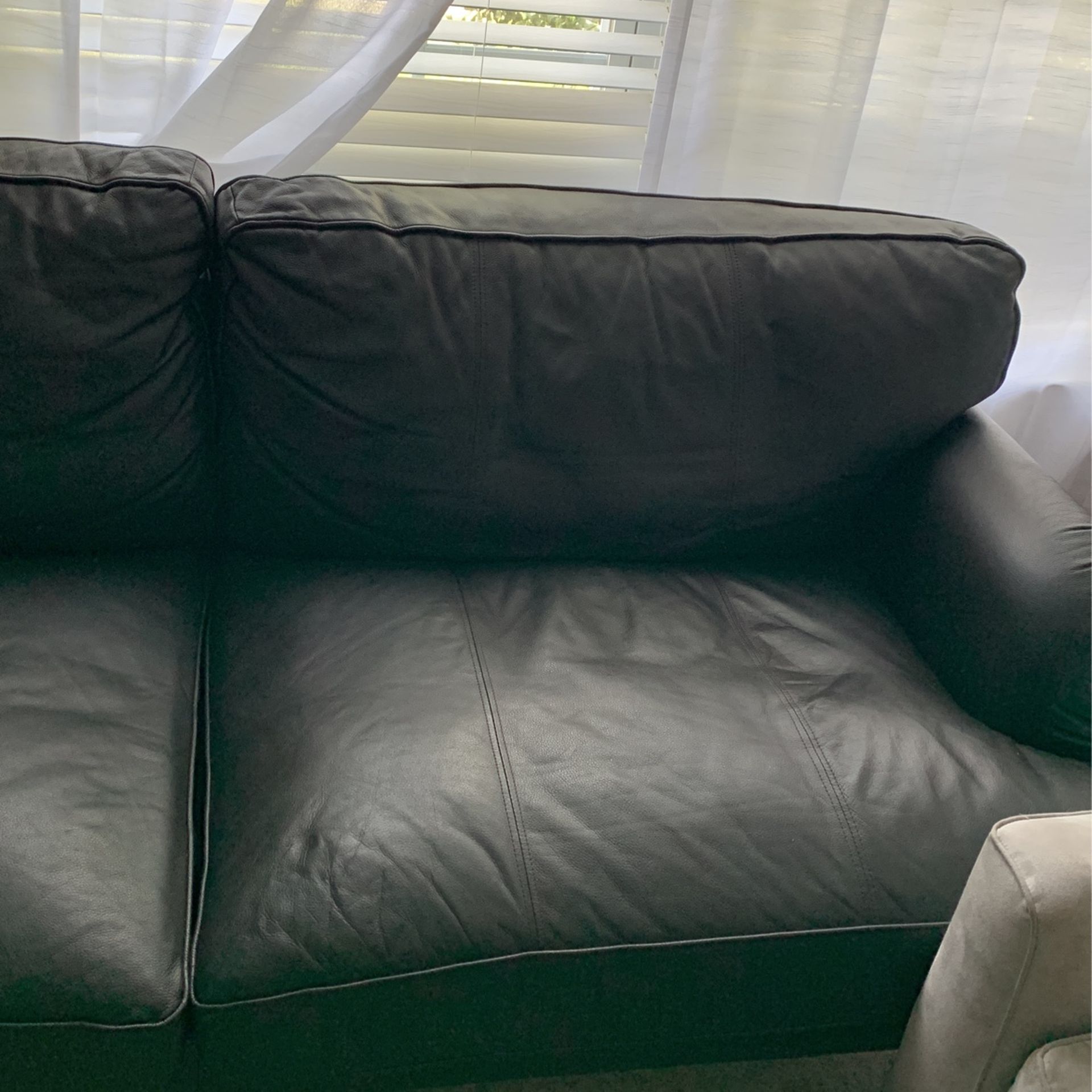 Couch for Sale in Orlando, FL OfferUp