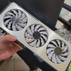 GIGABYTE GeForce RTX 3060 Vision OC 12GB Graphics Card, WINDFORCE 3X Cooling System WHITE